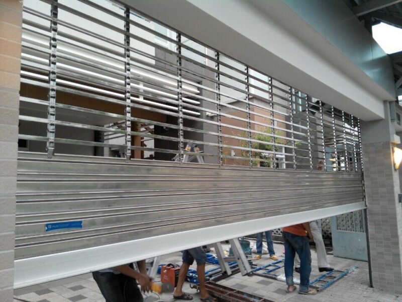 Cửa Cuốn Khớp Thoáng Inox GR2