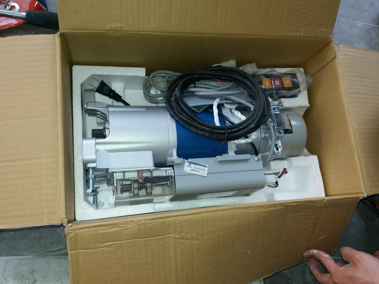 motor-cua-cuon-austdoor-ak300a_7