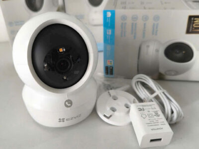 Camera điều khiển cửa cuốn qua điện thoại